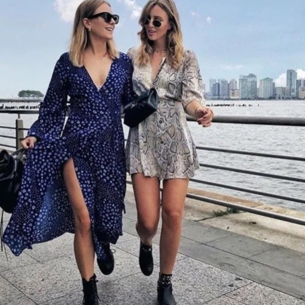 Zara Snake Skin Print Button Down long sleeve dress size small
